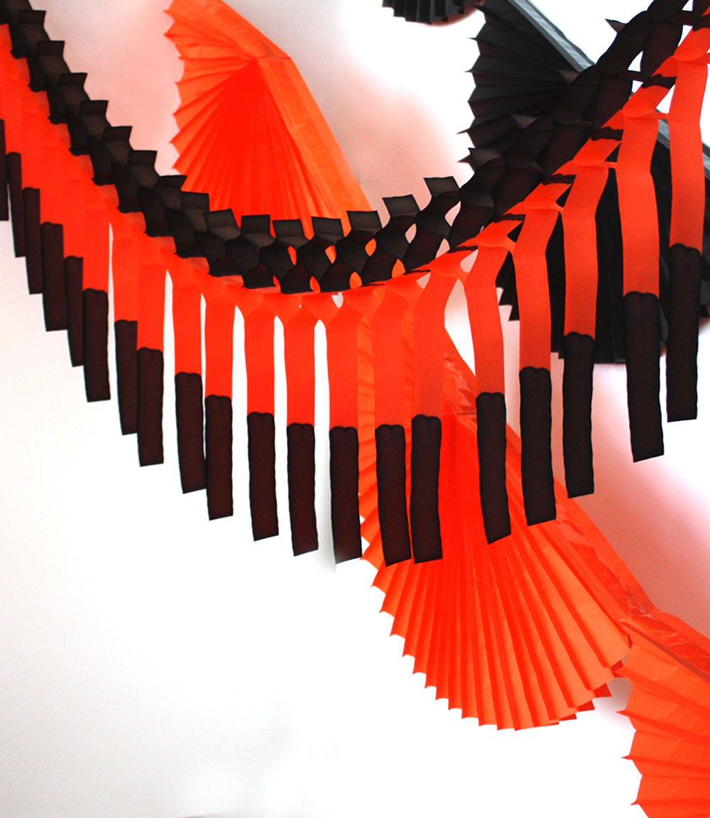 Classic Halloween Fan Bunting Garland