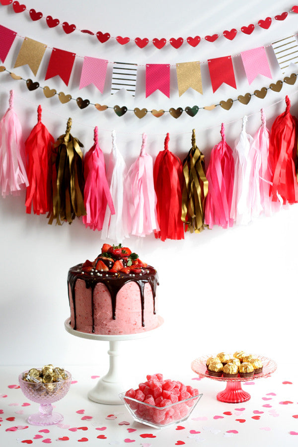 Mini Red Heart Banner Kit