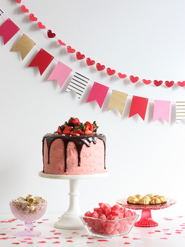 Love is in the Air Banner Kit